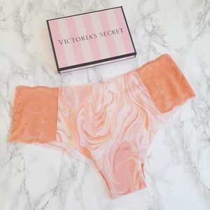 PINK VS NO-SHOW CHEEKSTER PANTY